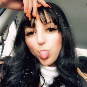 Meet your Posher, Kassidy